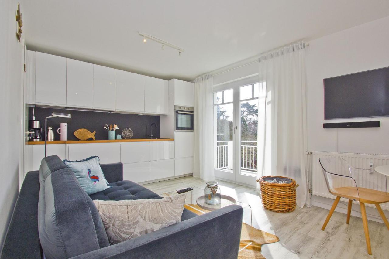 Ferienresidenz Zwei Bodden FeWo Hinnak 1 4 Balkon Lietzow Exterior foto
