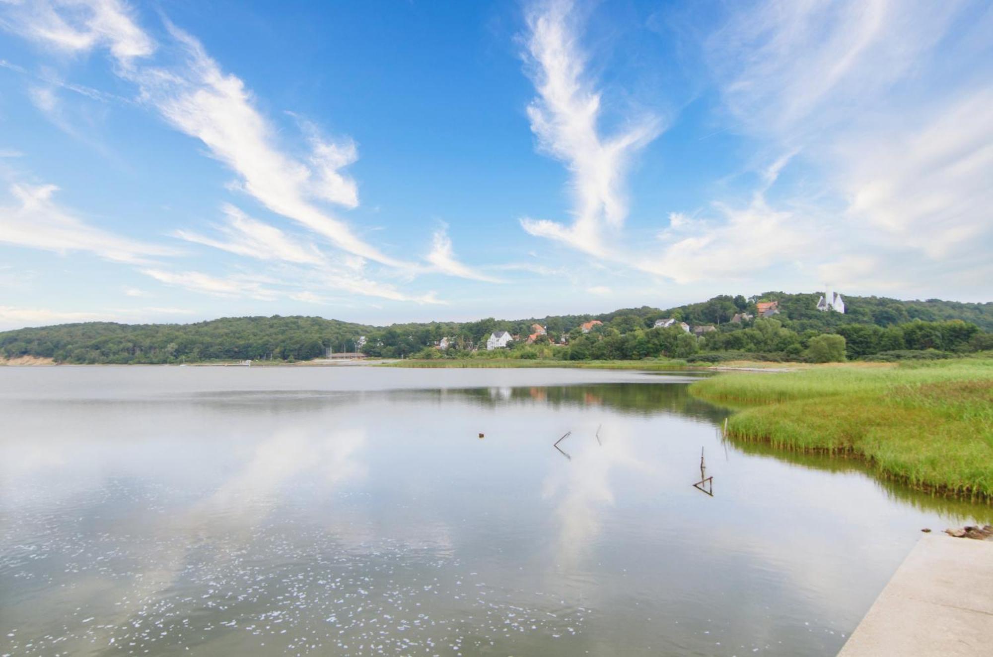 Ferienresidenz Zwei Bodden FeWo Hinnak 1 4 Balkon Lietzow Exterior foto